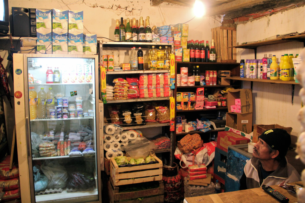 5 Carlos in his store